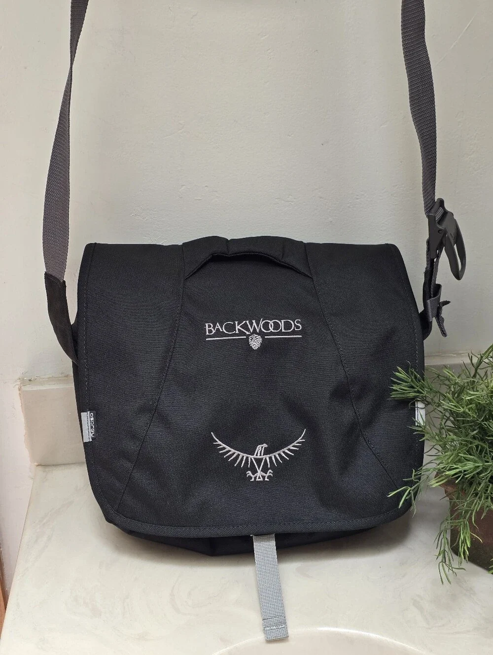 Oprey Backwoods Black Messenger Crossbody Hiking Mini Flap SMU Bag